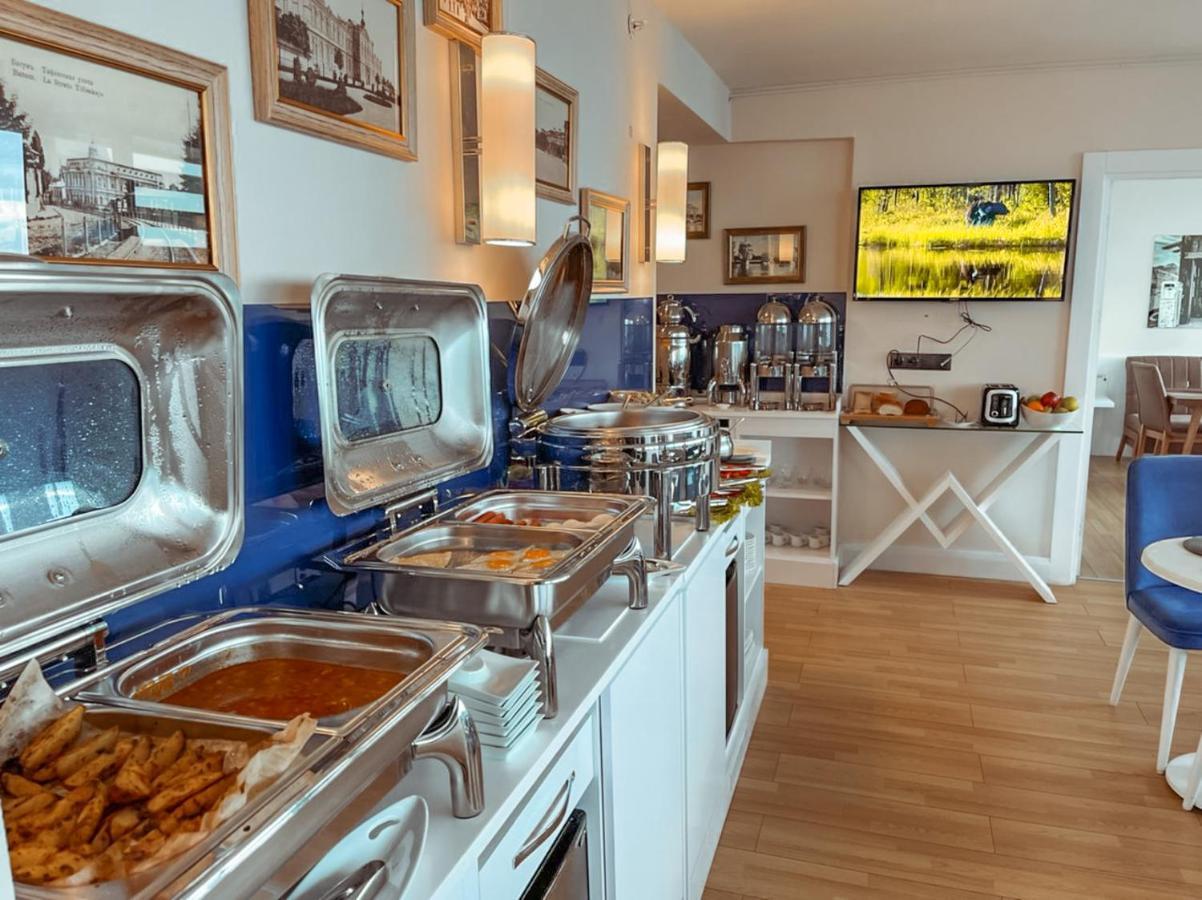 Batumi Floor40 Hotel Екстериор снимка
