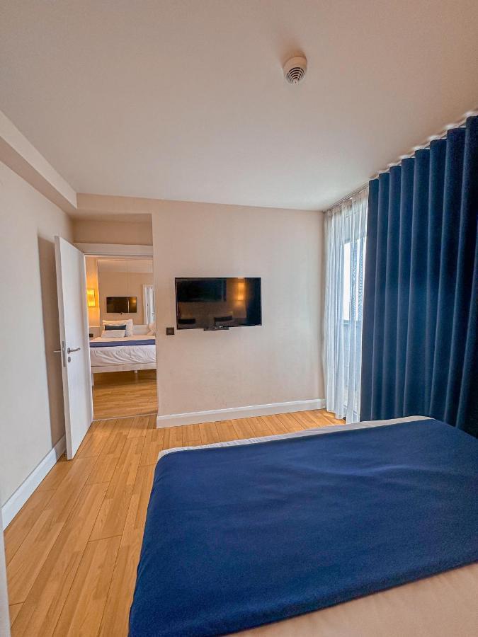 Batumi Floor40 Hotel Екстериор снимка