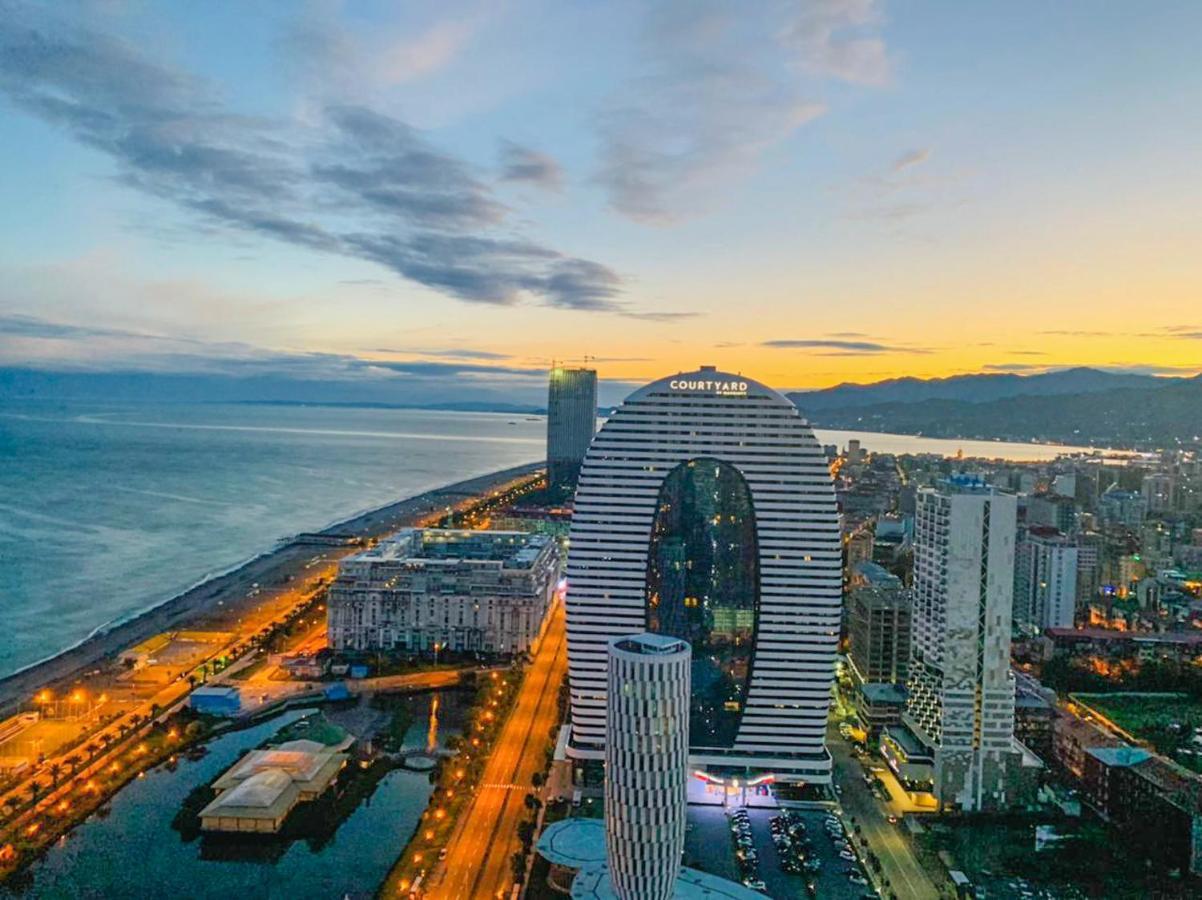 Batumi Floor40 Hotel Екстериор снимка