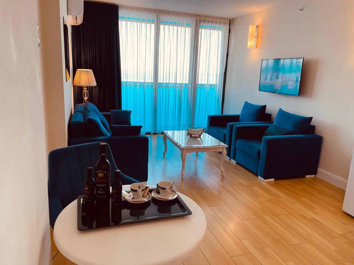 Batumi Floor40 Hotel Екстериор снимка