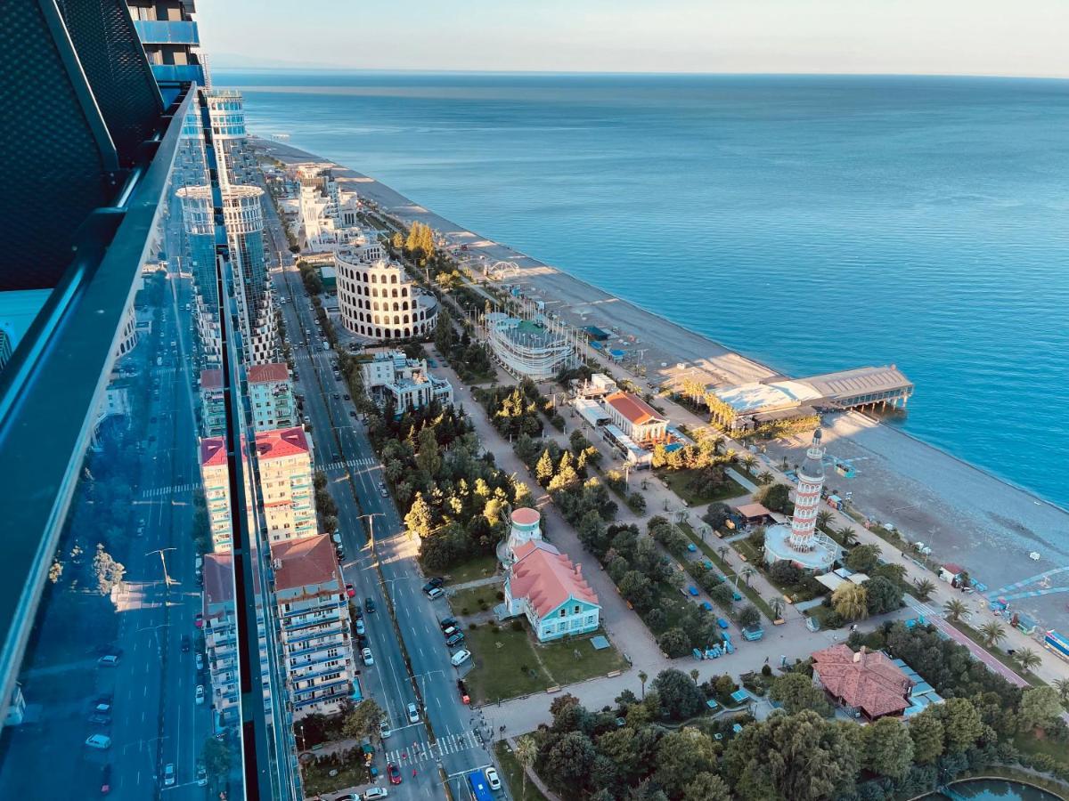 Batumi Floor40 Hotel Екстериор снимка