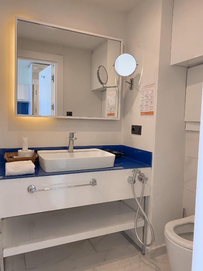 Batumi Floor40 Hotel Екстериор снимка