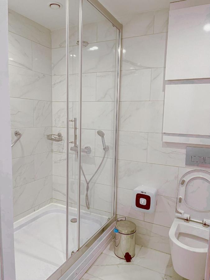Batumi Floor40 Hotel Екстериор снимка