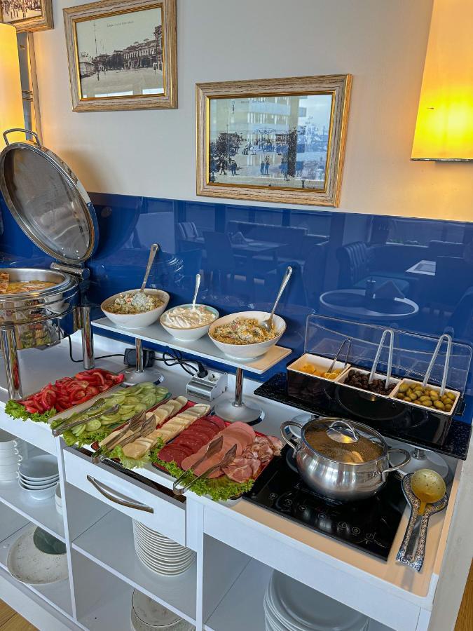Batumi Floor40 Hotel Екстериор снимка