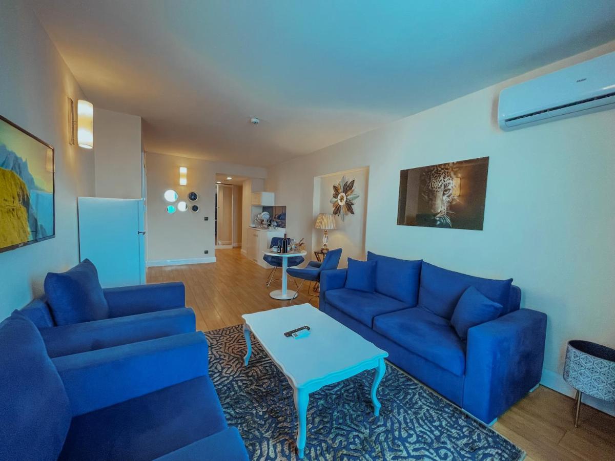 Batumi Floor40 Hotel Екстериор снимка