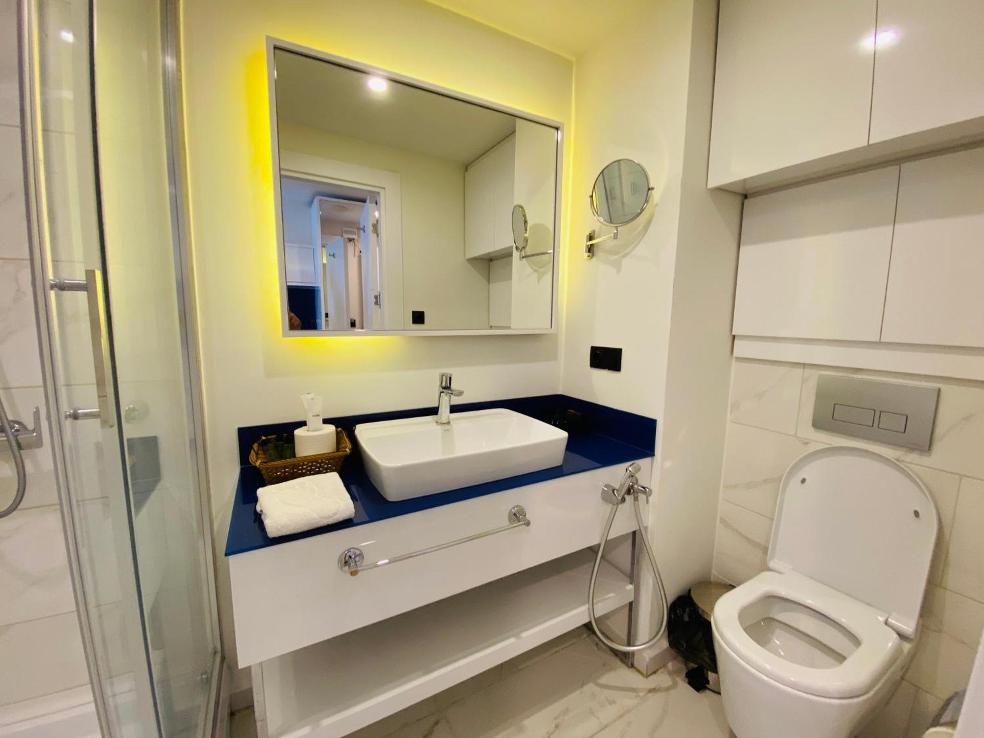 Batumi Floor40 Hotel Екстериор снимка