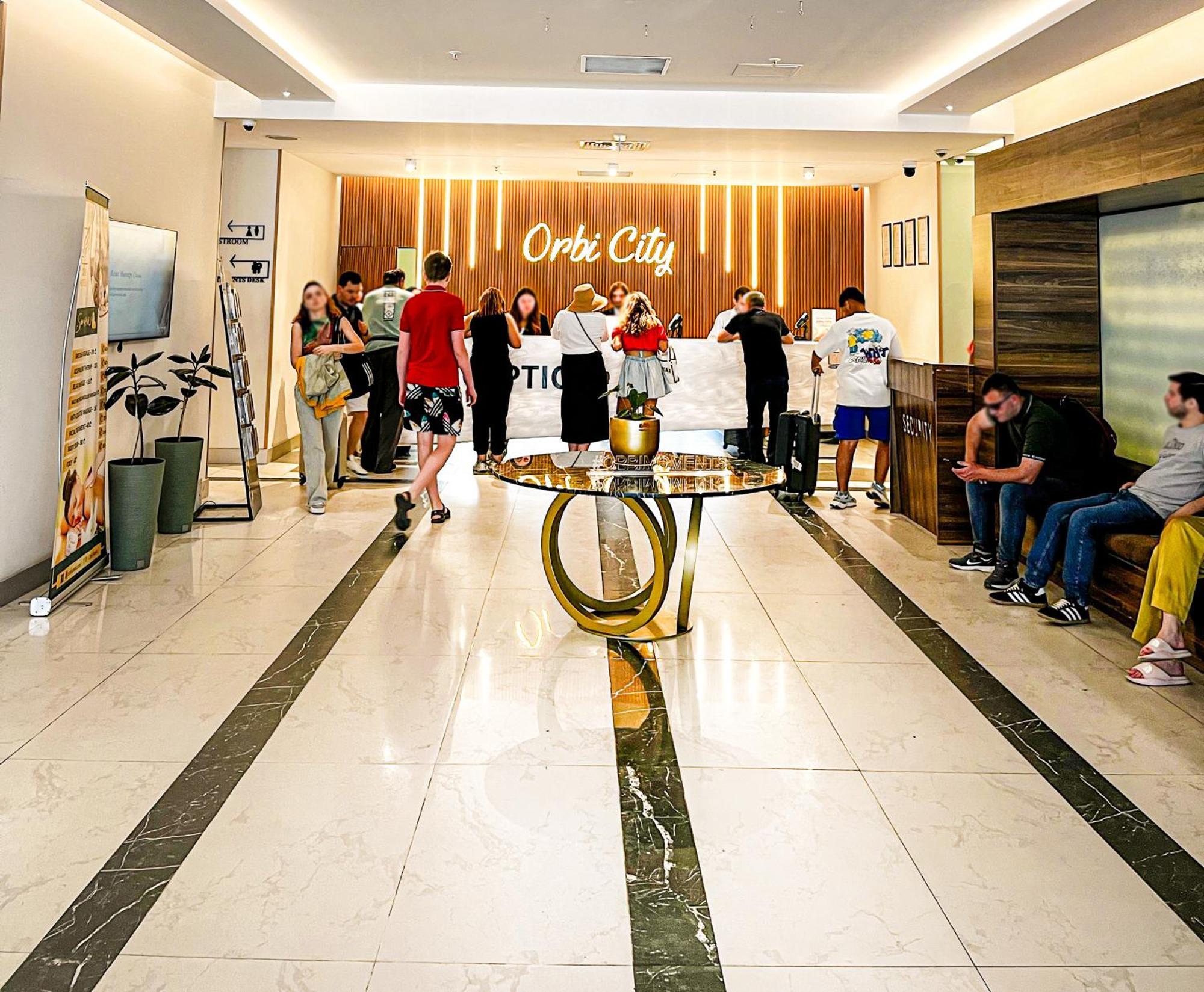 Batumi Floor40 Hotel Екстериор снимка